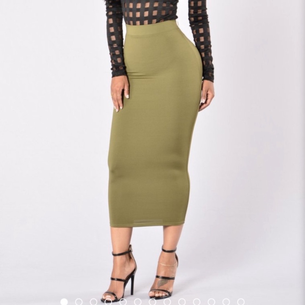 ❤️ FN midi skirt